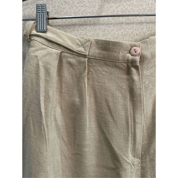 Vintage Matthews linen ladies shorts - Picture 2 of 7